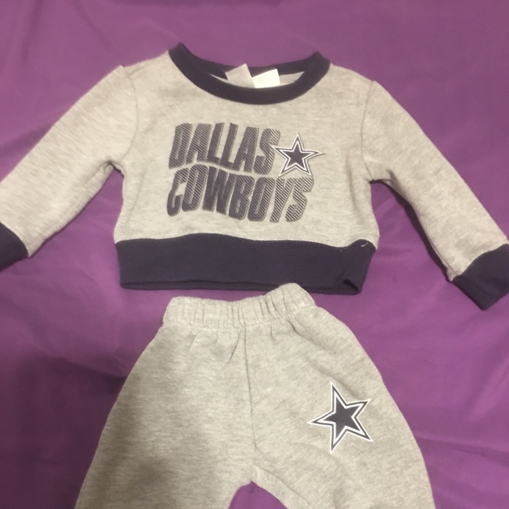 Cowboys sweatshirt and pants